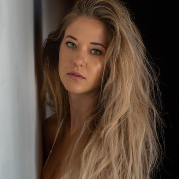 rachelhowls